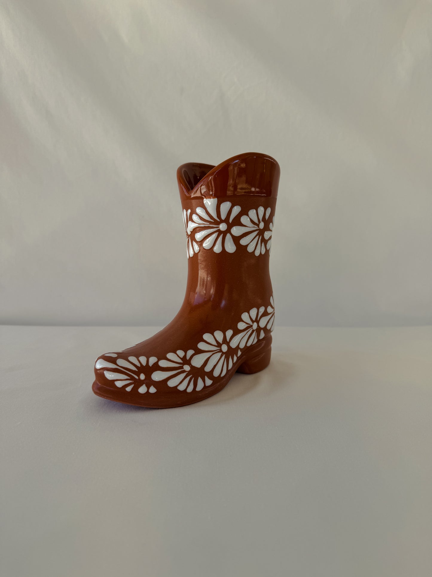 Brown Boot Vase Partial Design