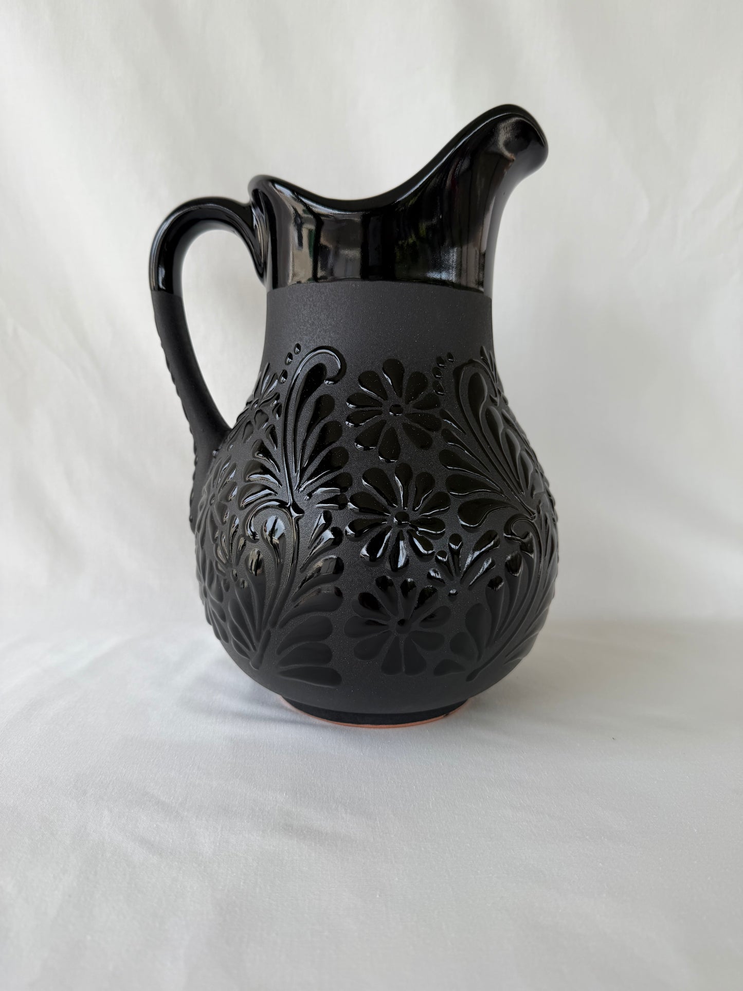 Black Jarra Mix Design