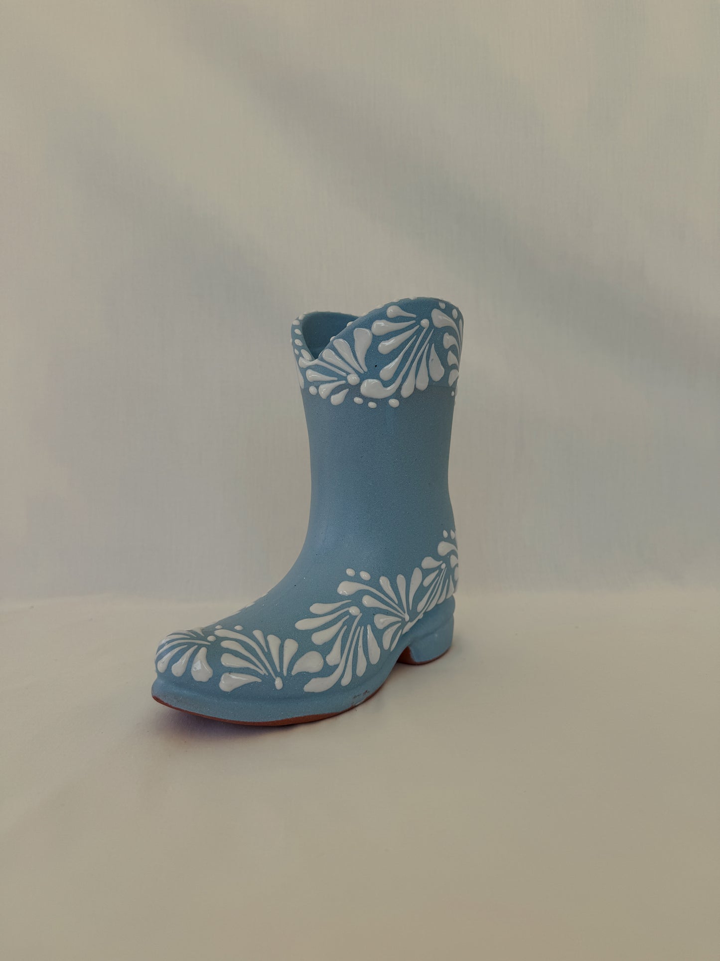 Baby Blue Boot Vase Partial Design