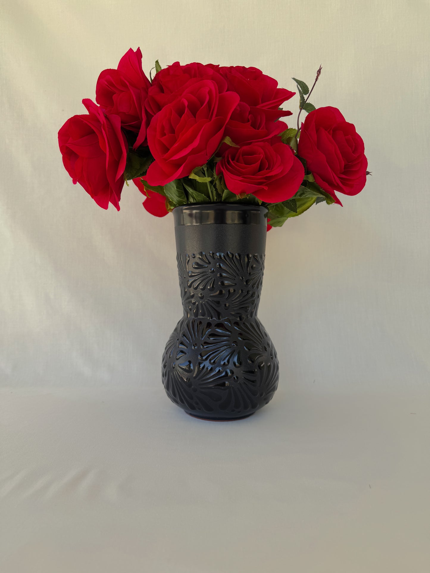 Black Medium Vase Burst Design