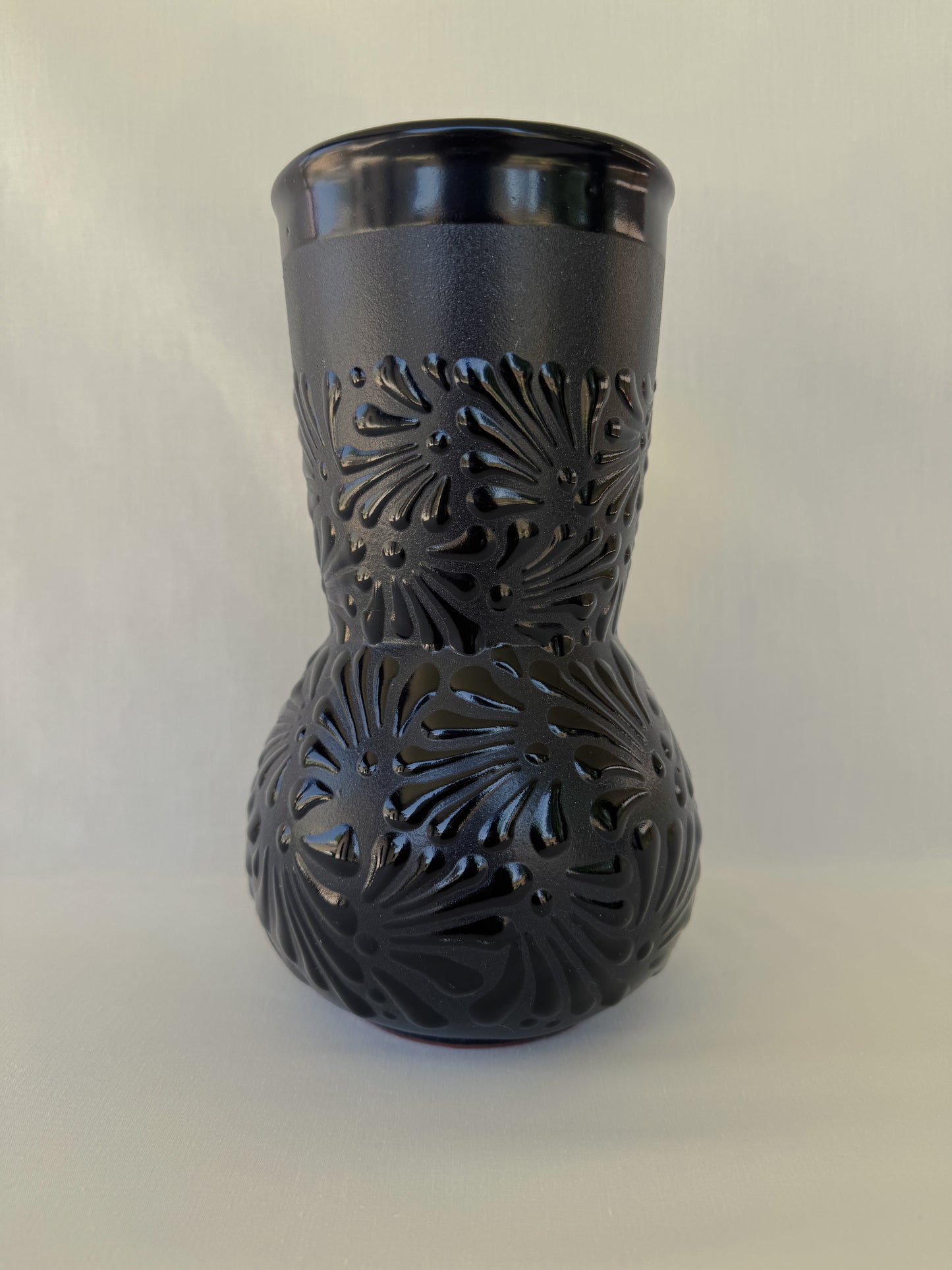 Black Medium Vase Burst Design