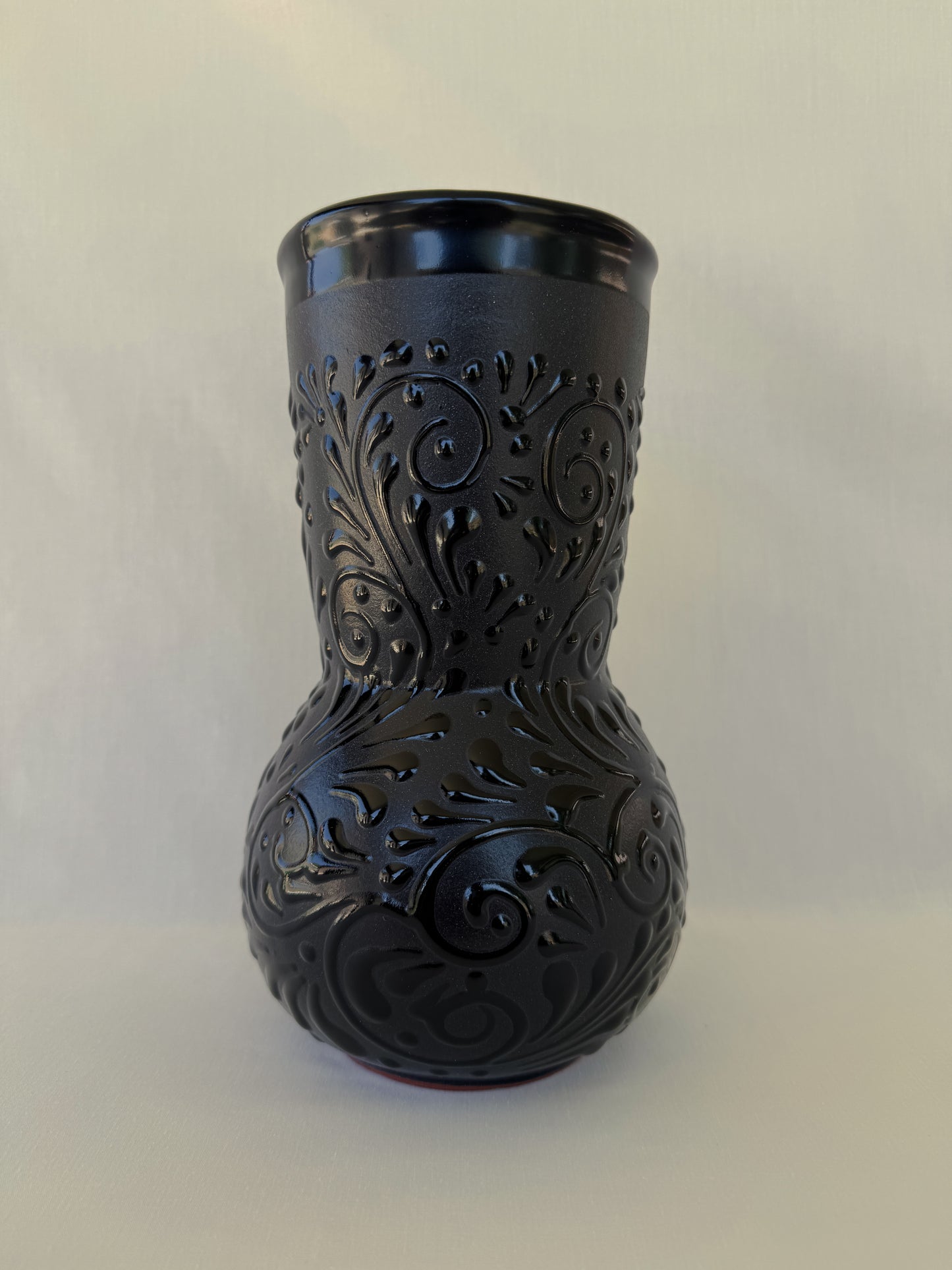 Black Medium Vase Mix Design