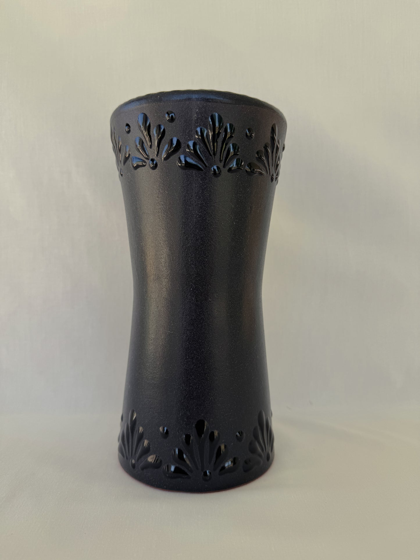 Black Straight Vase