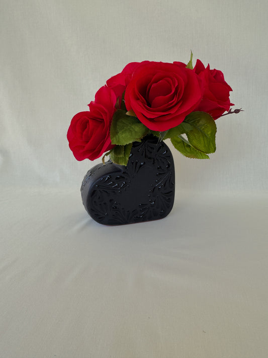 Black Heart Vase Partial Design