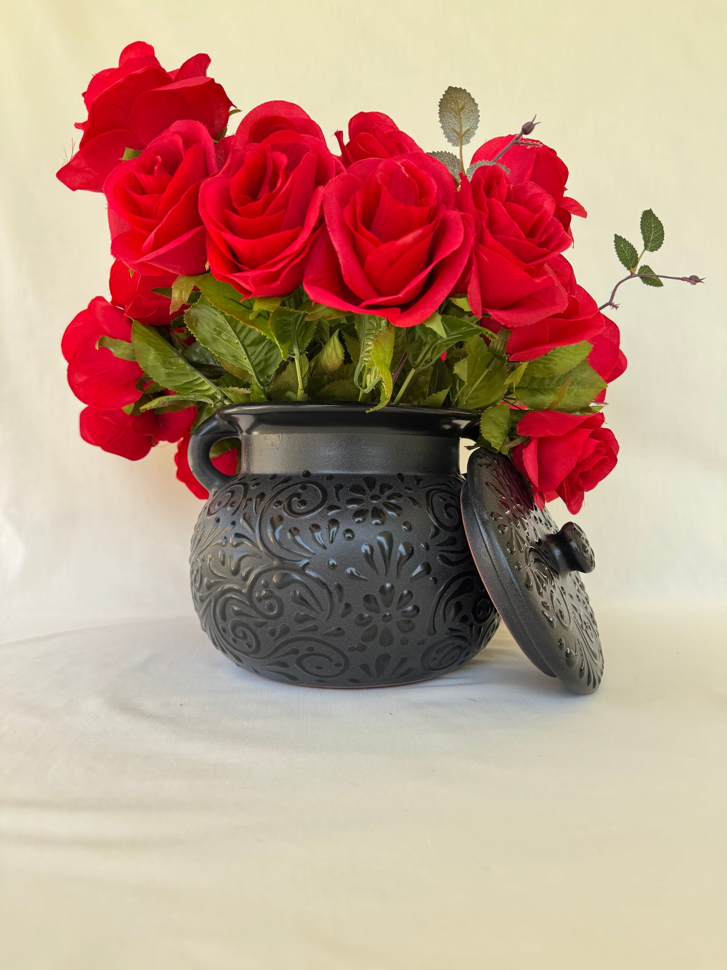 Black Decorative Frijolera