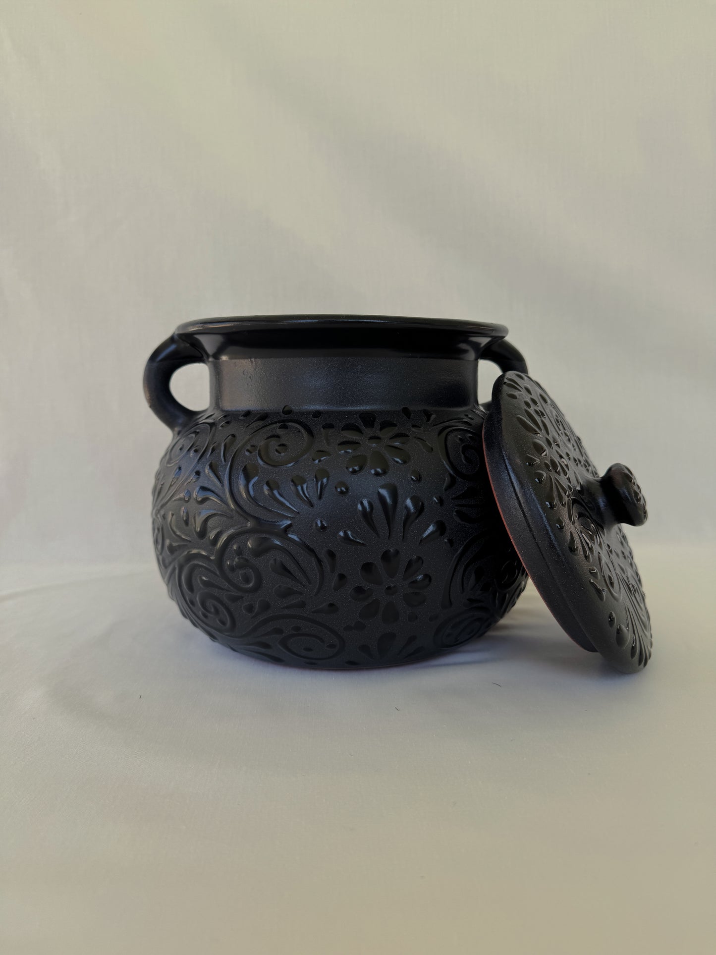 Black Decorative Frijolera